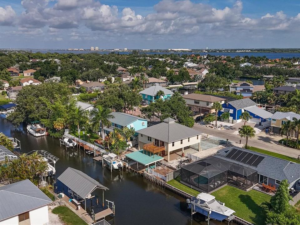 For Rent: $4,500 (3 beds, 3 baths, 2400 Square Feet)