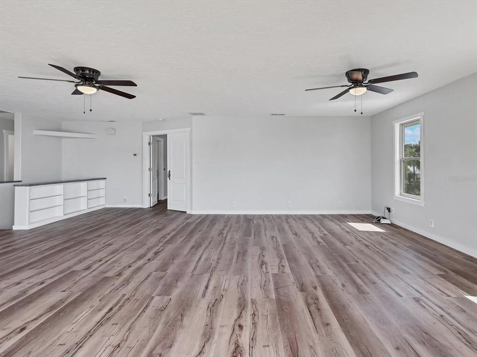 For Rent: $4,500 (3 beds, 3 baths, 2400 Square Feet)
