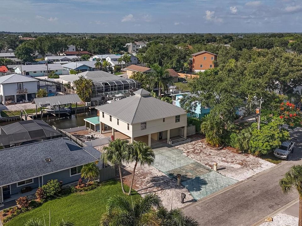For Rent: $4,500 (3 beds, 3 baths, 2400 Square Feet)