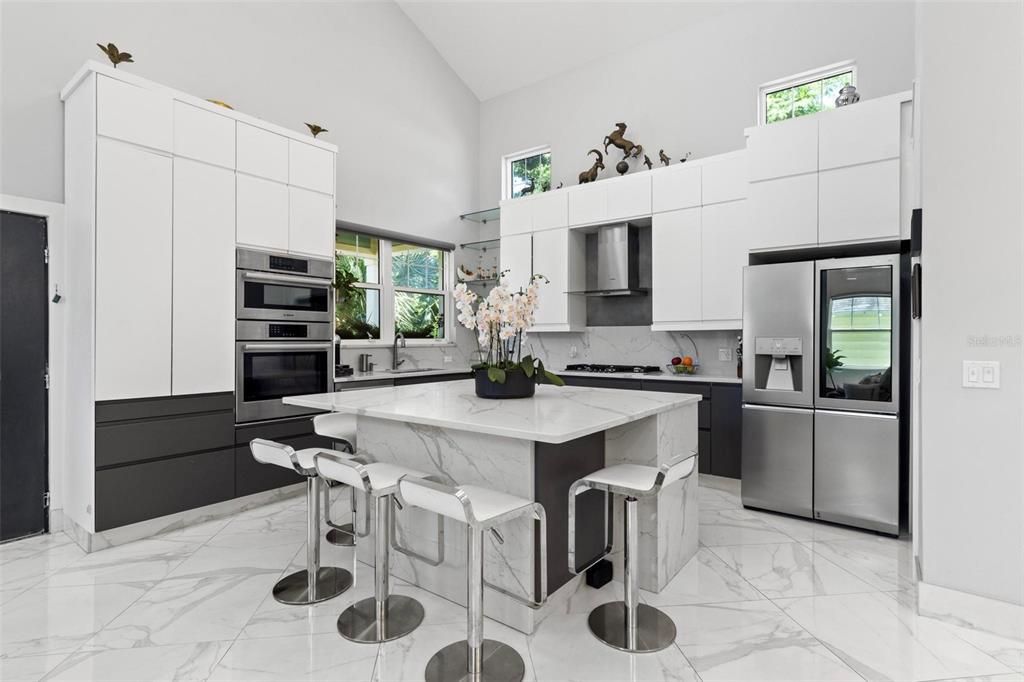 En Venta: $1,200,000 (3 camas, 4 baños, 2178 Pies cuadrados)