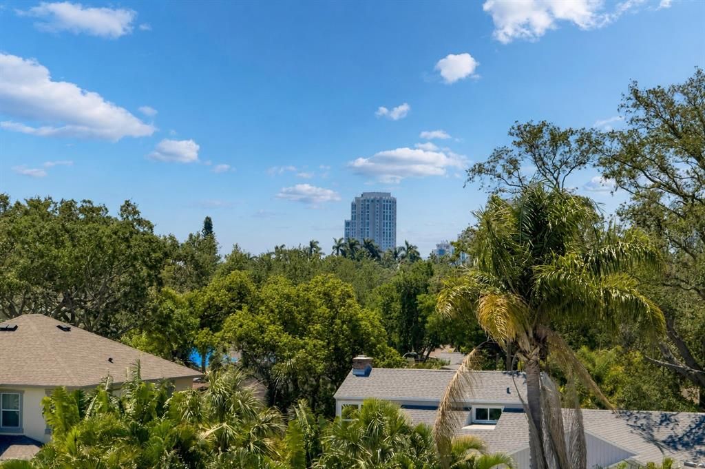En Venta: $1,200,000 (3 camas, 4 baños, 2178 Pies cuadrados)