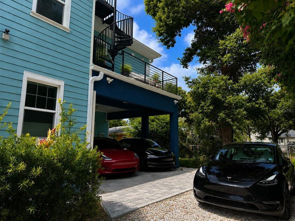 En Venta: $1,200,000 (3 camas, 4 baños, 2178 Pies cuadrados)