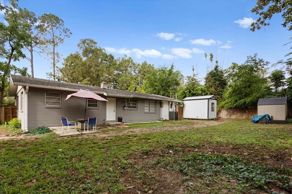 For Sale: $259,900 (4 beds, 2 baths, 1404 Square Feet)