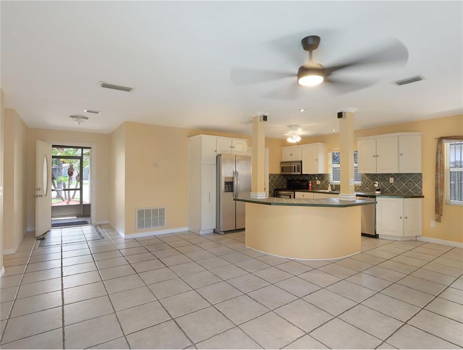 For Sale: $420,000 (3 beds, 2 baths, 1218 Square Feet)