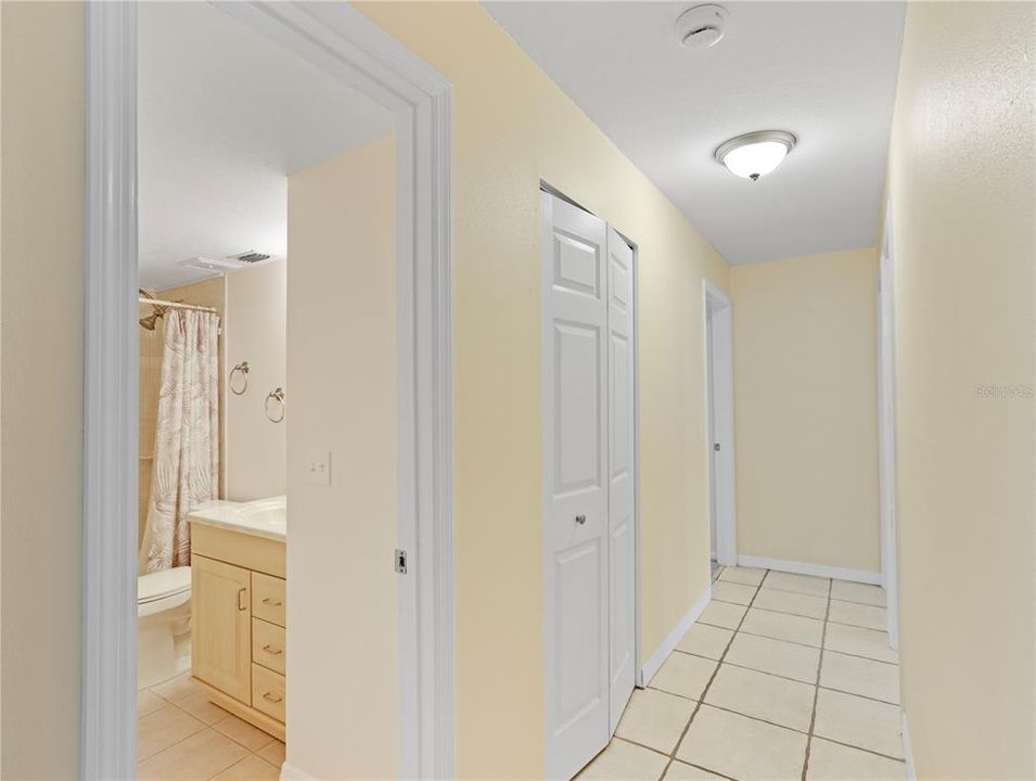 For Sale: $420,000 (3 beds, 2 baths, 1218 Square Feet)