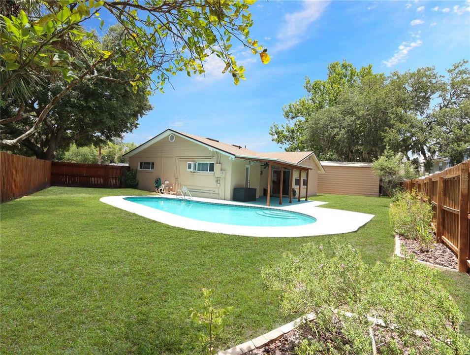 For Sale: $420,000 (3 beds, 2 baths, 1218 Square Feet)