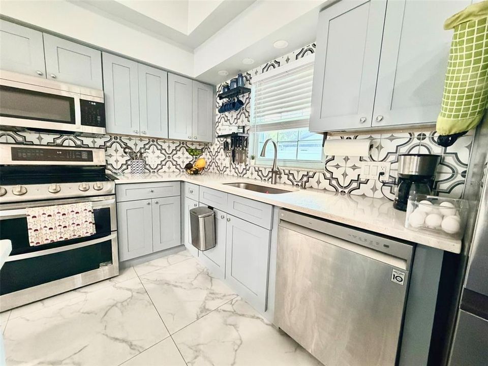 For Sale: $549,900 (4 beds, 3 baths, 1785 Square Feet)