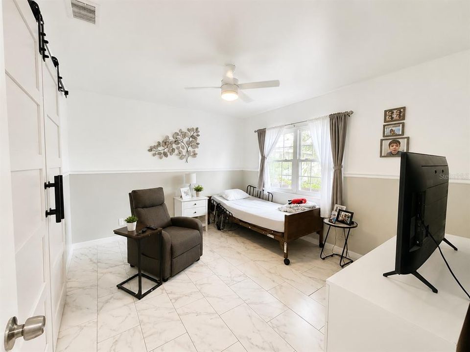 For Sale: $549,900 (4 beds, 3 baths, 1785 Square Feet)
