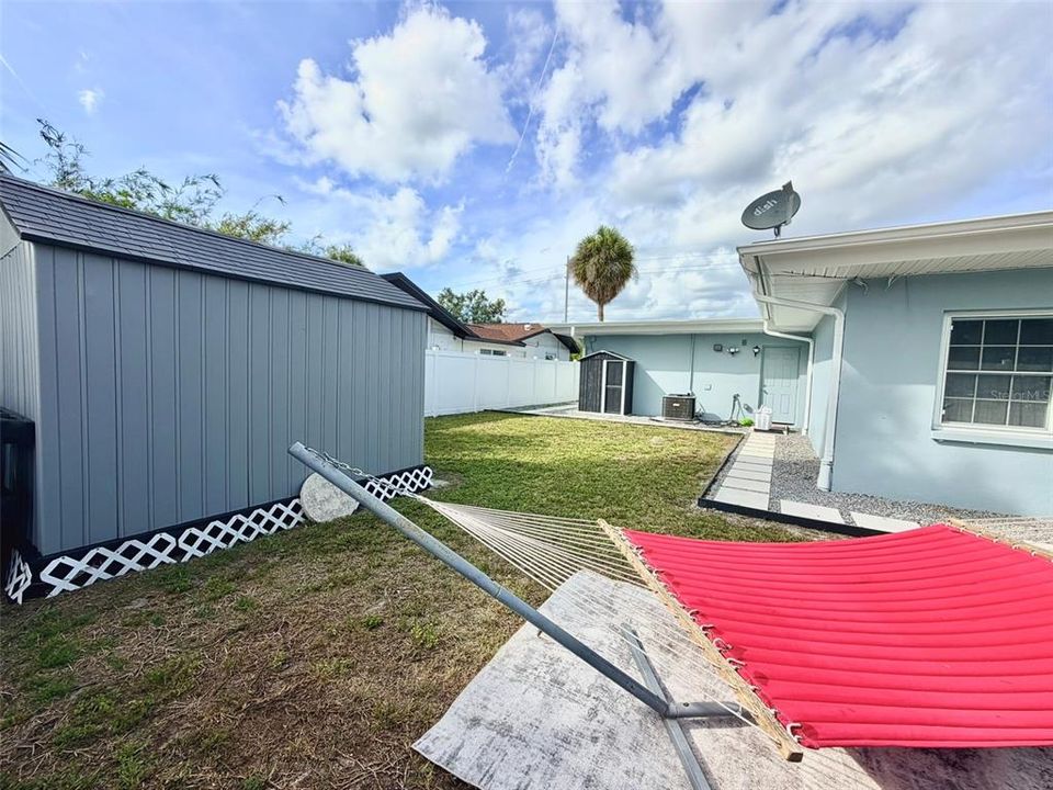 For Sale: $549,900 (4 beds, 3 baths, 1785 Square Feet)