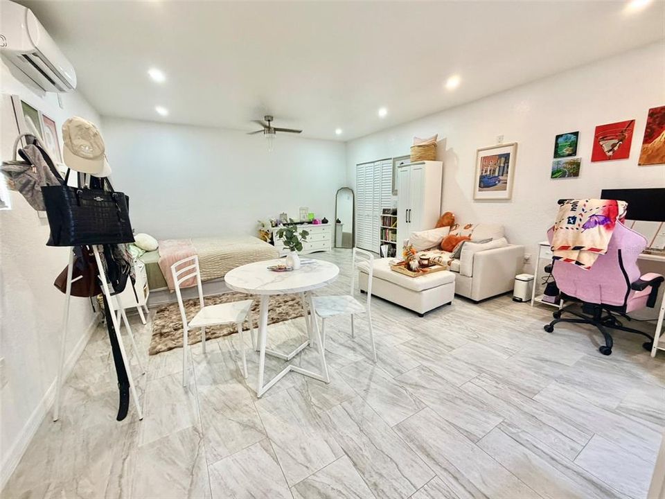 For Sale: $549,900 (4 beds, 3 baths, 1785 Square Feet)