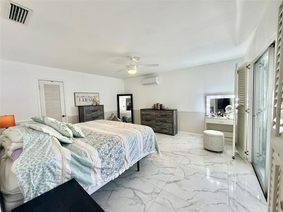 For Sale: $549,900 (4 beds, 3 baths, 1785 Square Feet)