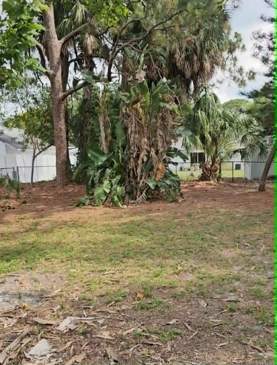 For Rent: $2,950 (3 beds, 2 baths, 952 Square Feet)