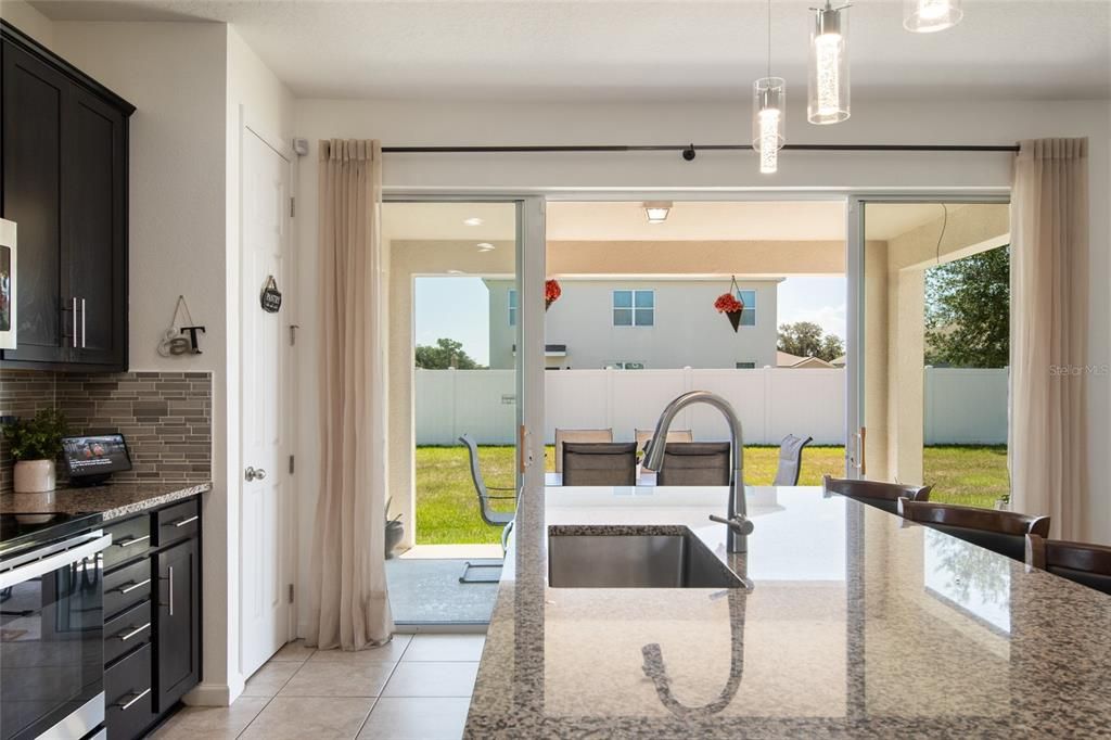 For Sale: $420,000 (5 beds, 3 baths, 2611 Square Feet)