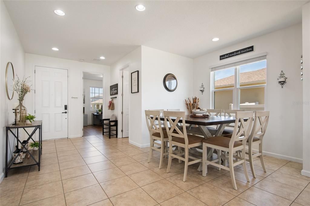 For Sale: $420,000 (5 beds, 3 baths, 2611 Square Feet)