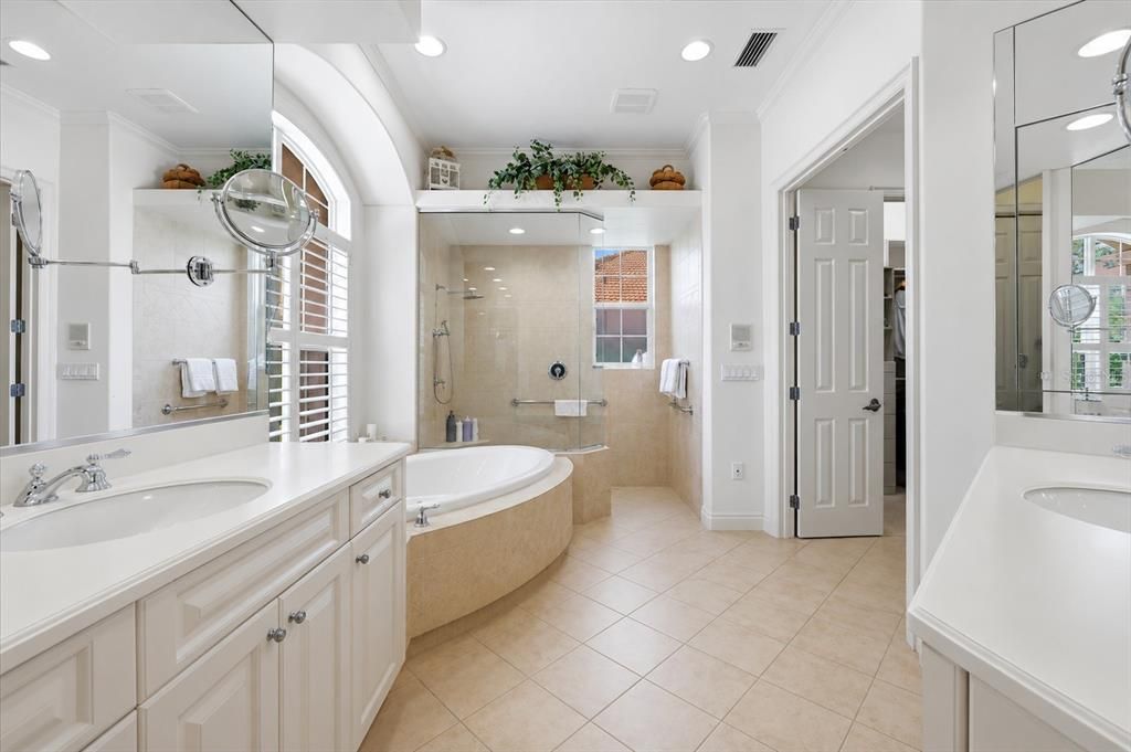For Sale: $1,250,000 (3 beds, 3 baths, 3104 Square Feet)