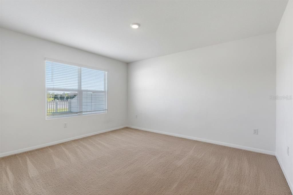 For Sale: $394,000 (3 beds, 2 baths, 1672 Square Feet)