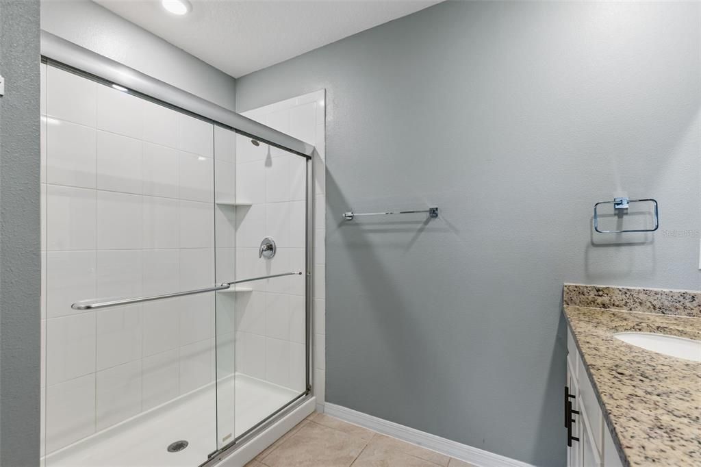 For Sale: $394,000 (3 beds, 2 baths, 1672 Square Feet)