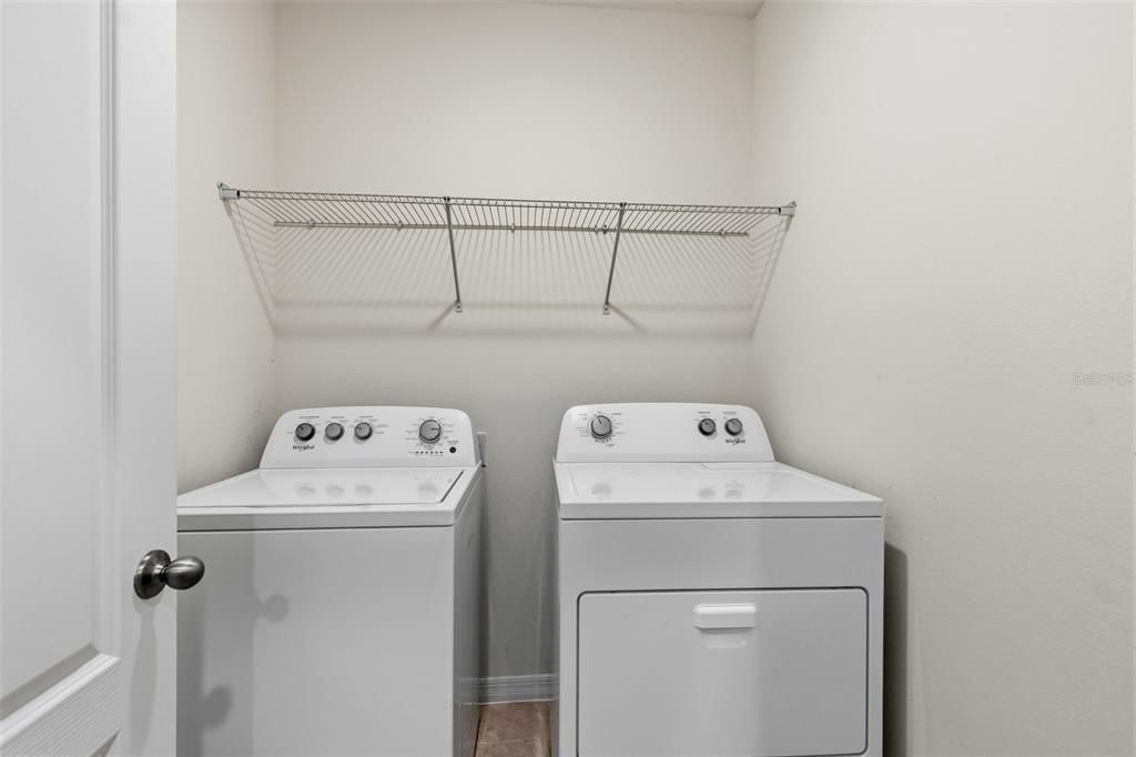 For Sale: $394,000 (3 beds, 2 baths, 1672 Square Feet)