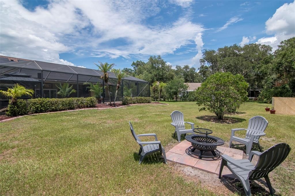 For Sale: $820,000 (4 beds, 3 baths, 2589 Square Feet)
