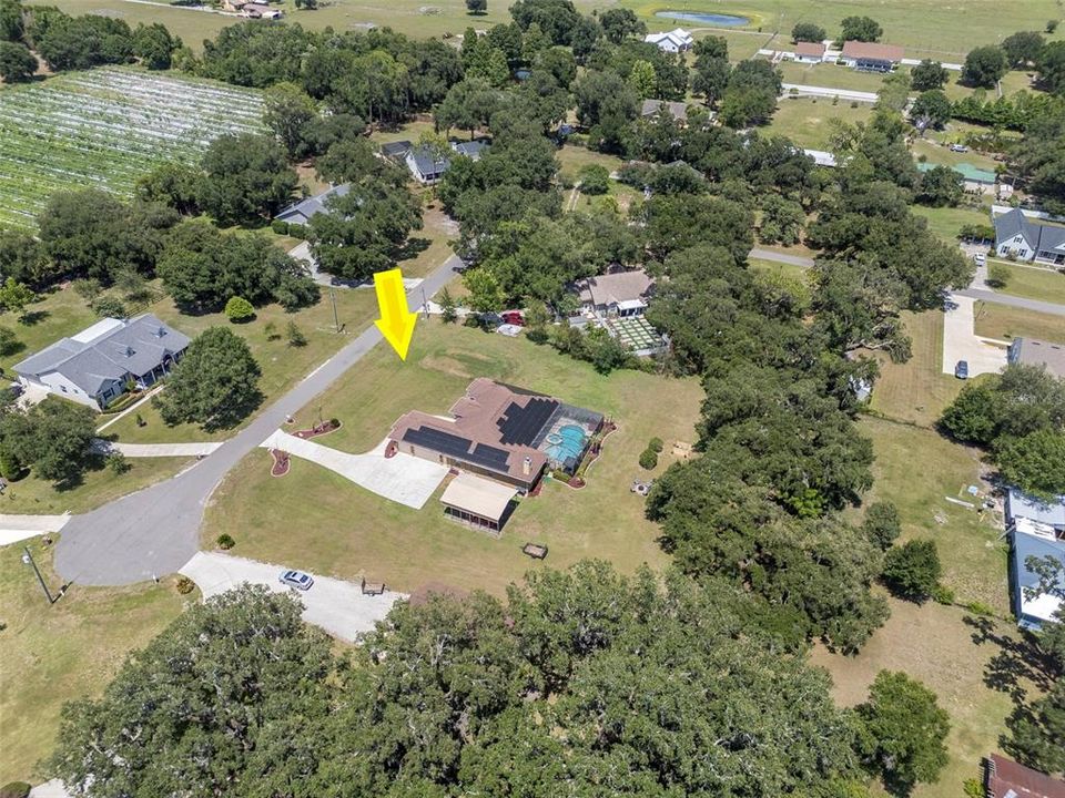 For Sale: $820,000 (4 beds, 3 baths, 2589 Square Feet)