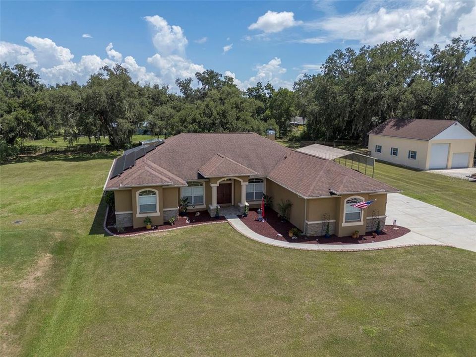 For Sale: $820,000 (4 beds, 3 baths, 2589 Square Feet)