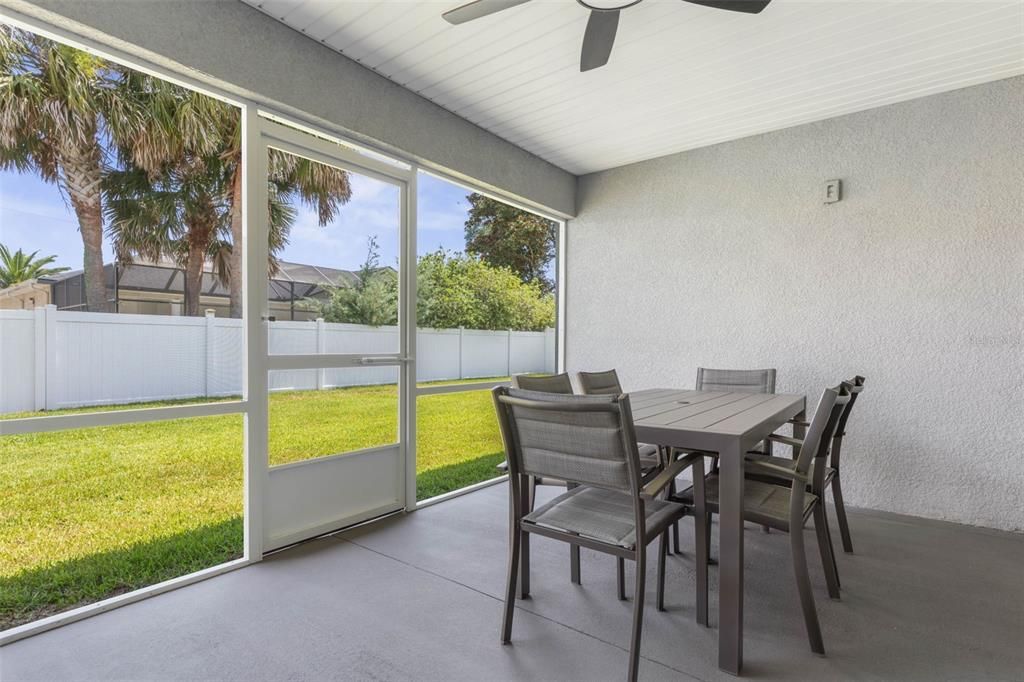 For Sale: $585,000 (6 beds, 0 baths, 2532 Square Feet)
