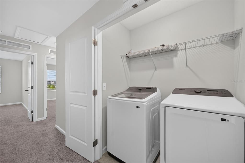 For Sale: $341,900 (3 beds, 2 baths, 1594 Square Feet)