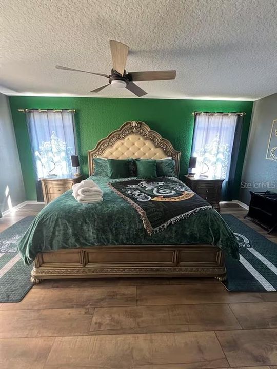 For Sale: $299,000 (4 beds, 3 baths, 1856 Square Feet)