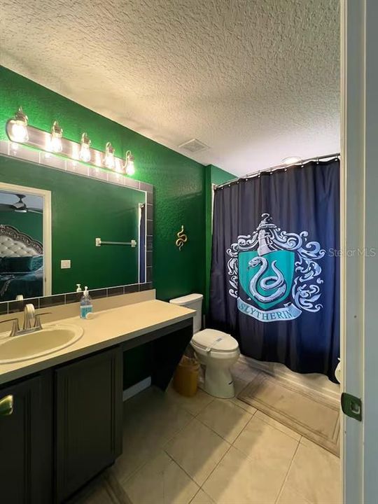 For Sale: $299,000 (4 beds, 3 baths, 1856 Square Feet)