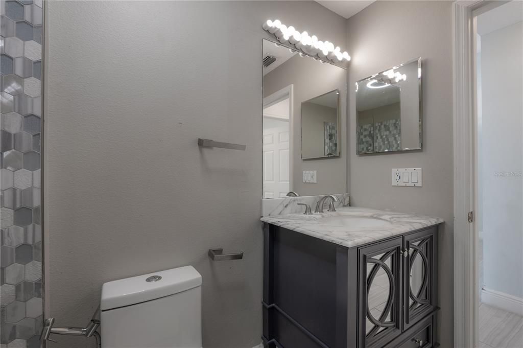 For Sale: $550,000 (3 beds, 2 baths, 1728 Square Feet)