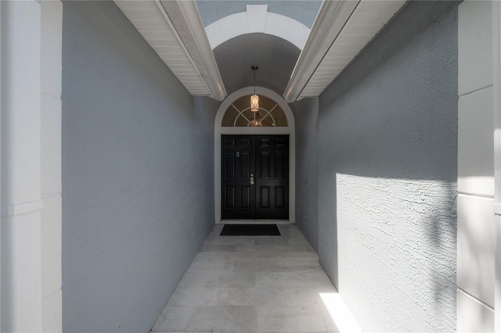 For Sale: $550,000 (3 beds, 2 baths, 1728 Square Feet)