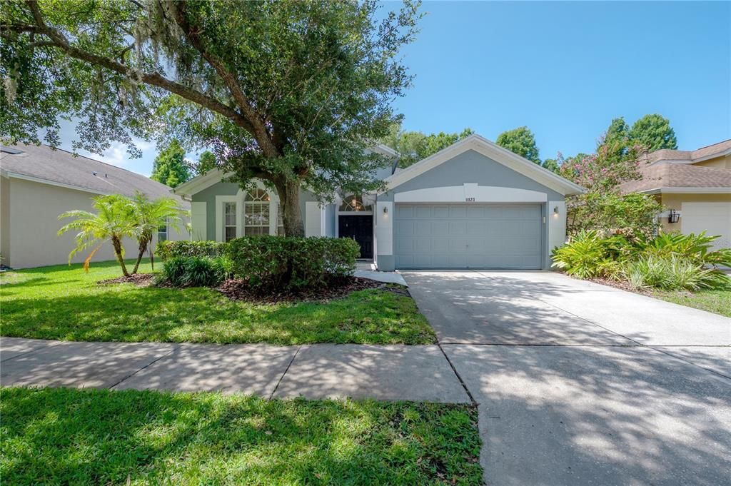 For Sale: $550,000 (3 beds, 2 baths, 1728 Square Feet)