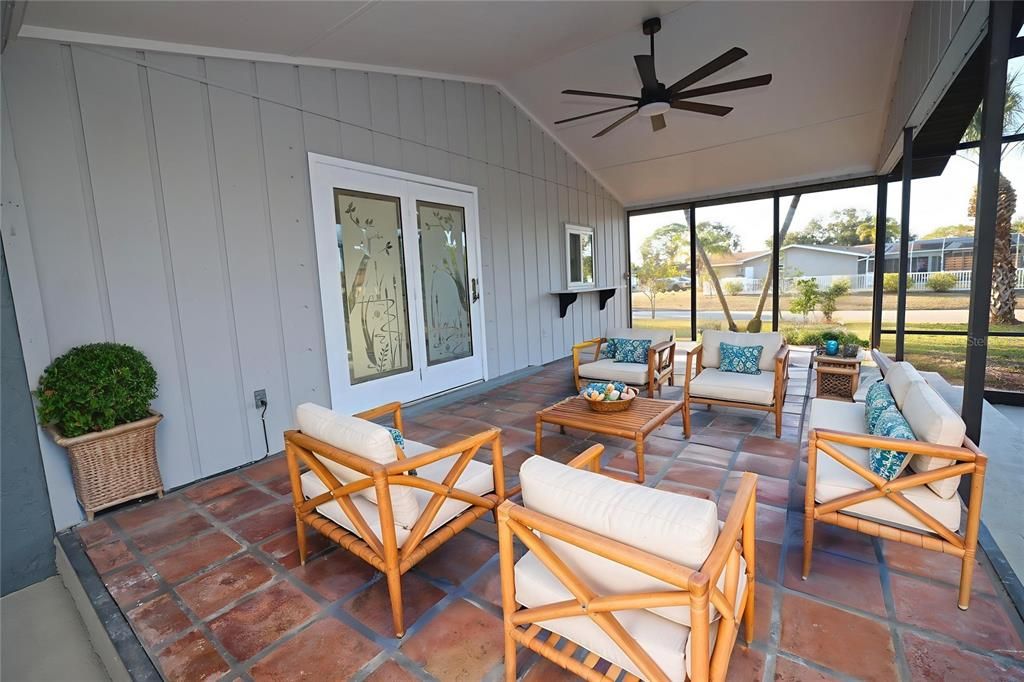 For Rent: $3,350 (3 beds, 2 baths, 1785 Square Feet)
