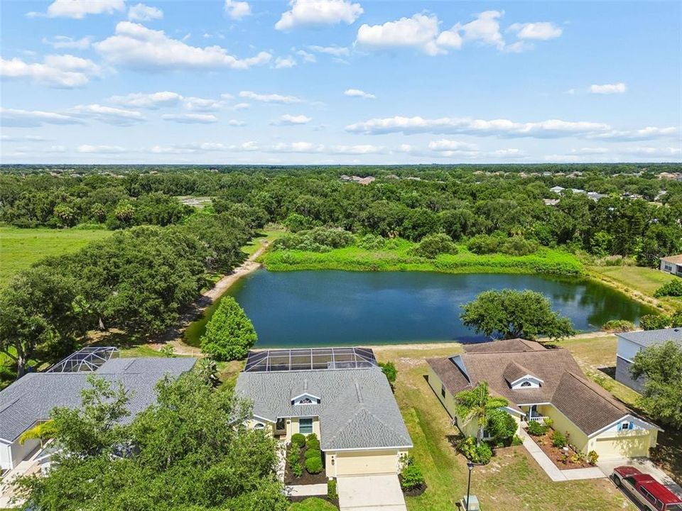For Sale: $399,997 (3 beds, 2 baths, 1376 Square Feet)