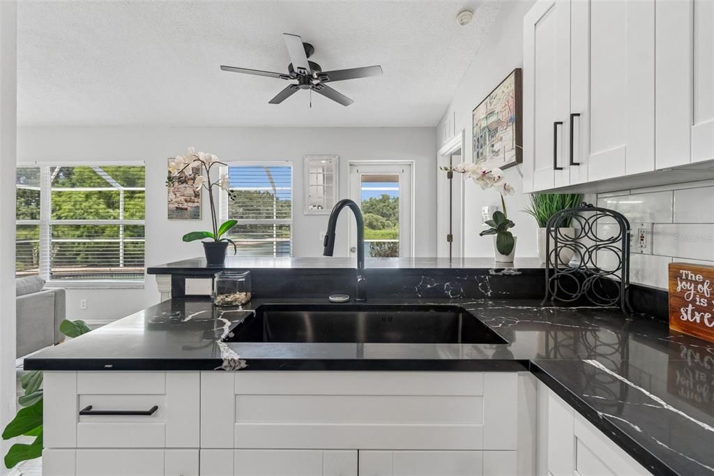 For Sale: $399,997 (3 beds, 2 baths, 1376 Square Feet)