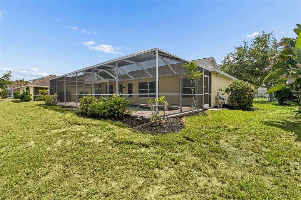 For Sale: $399,997 (3 beds, 2 baths, 1376 Square Feet)