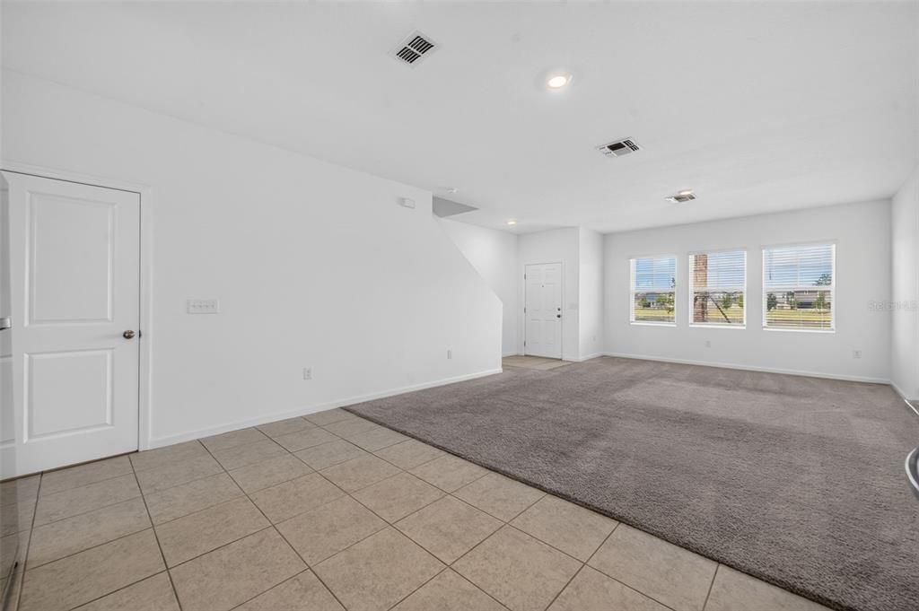 В аренду: $2,300 (3 спален, 2 ванн, 1594 Квадратных фут)