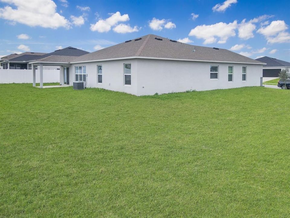 For Sale: $380,000 (4 beds, 2 baths, 2334 Square Feet)