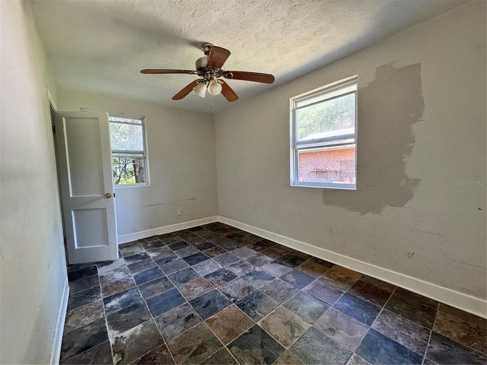En Venta: $219,000 (2 camas, 1 baños, 806 Pies cuadrados)