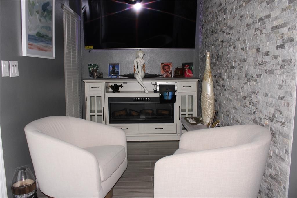 For Sale: $430,000 (0 beds, 0 baths, 1272 Square Feet)