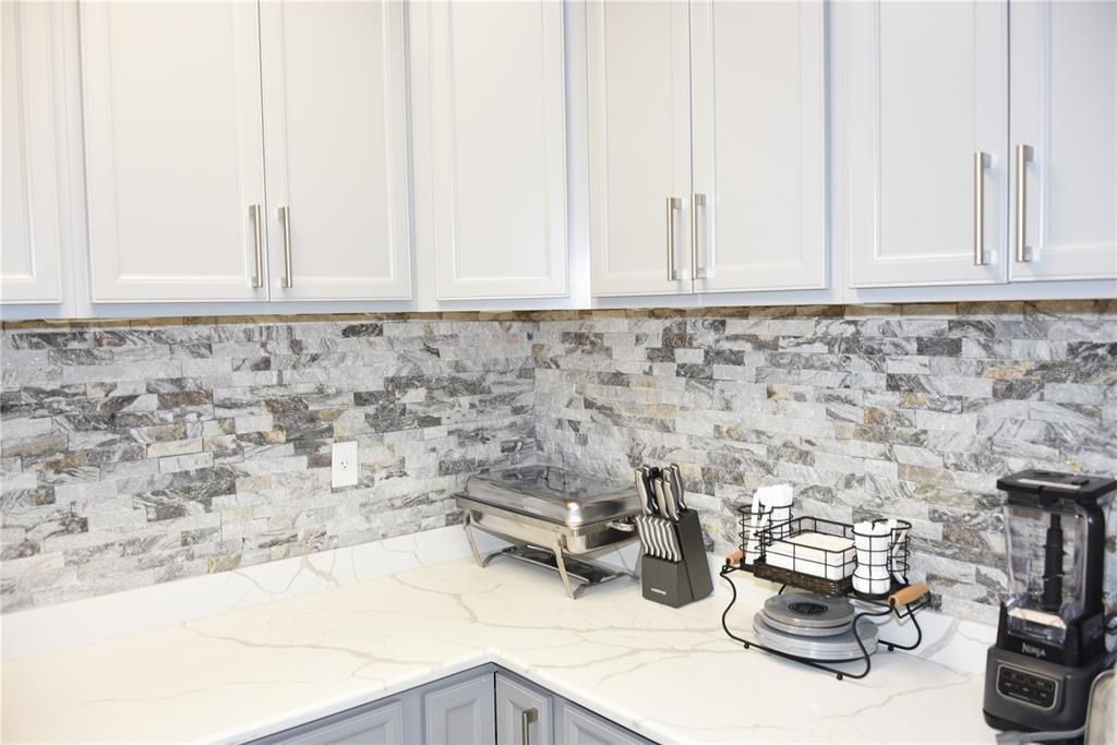 For Sale: $430,000 (0 beds, 0 baths, 1272 Square Feet)