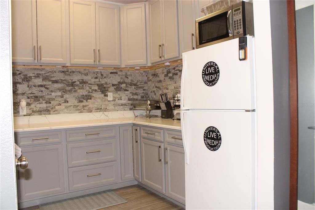 For Sale: $430,000 (0 beds, 0 baths, 1272 Square Feet)