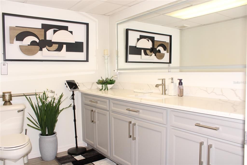 For Sale: $430,000 (0 beds, 0 baths, 1272 Square Feet)