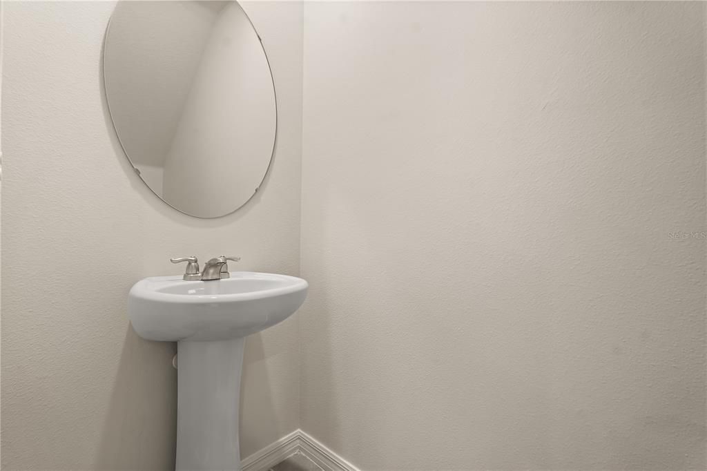 For Sale: $329,000 (3 beds, 2 baths, 1530 Square Feet)