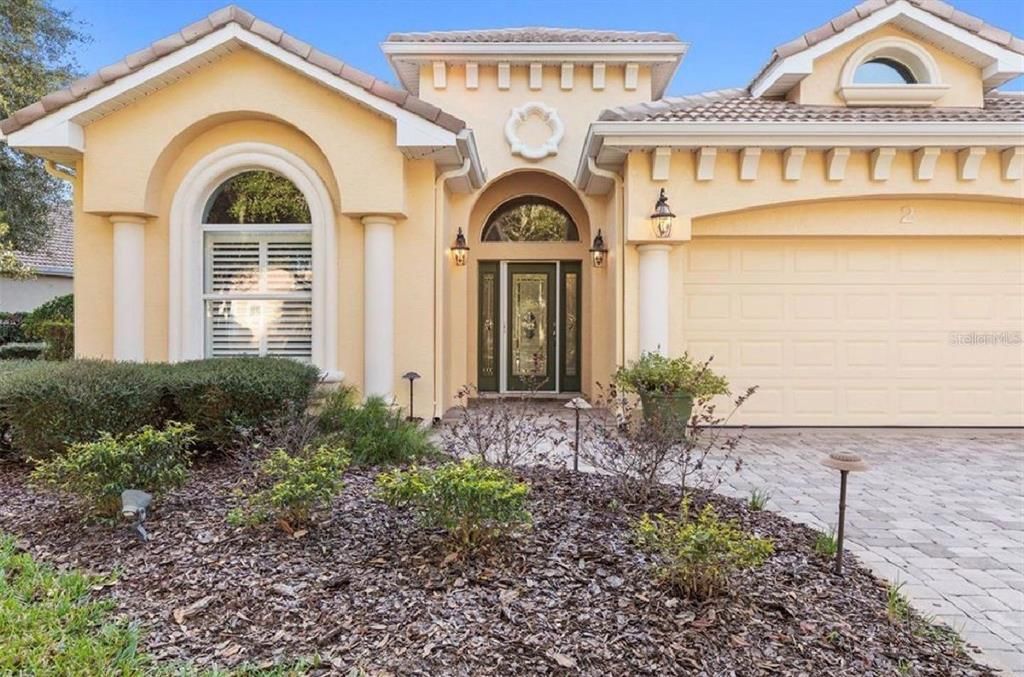For Rent: $3,500 (3 beds, 2 baths, 2159 Square Feet)