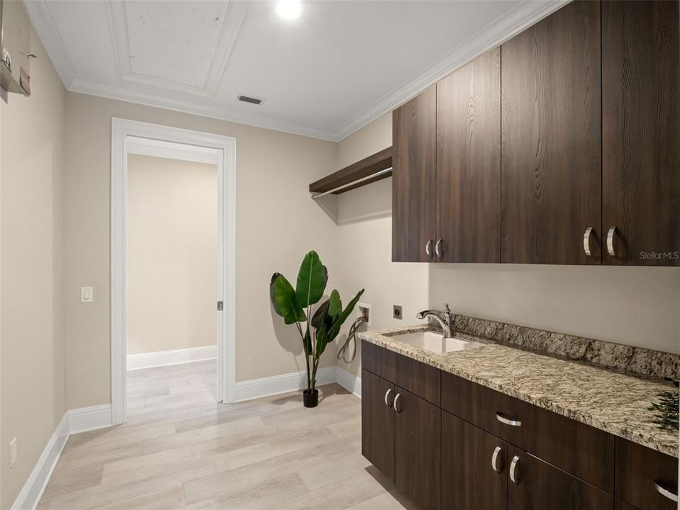 En Venta: $1,600,000 (4 camas, 4 baños, 2974 Pies cuadrados)