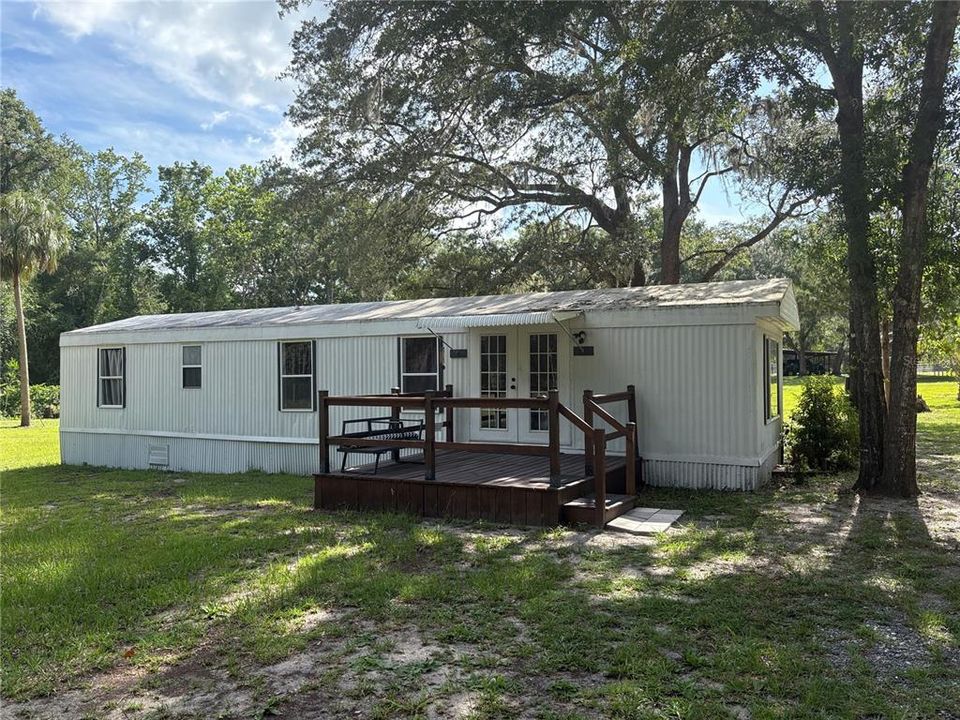 For Sale: $115,000 (2 beds, 1 baths, 728 Square Feet)
