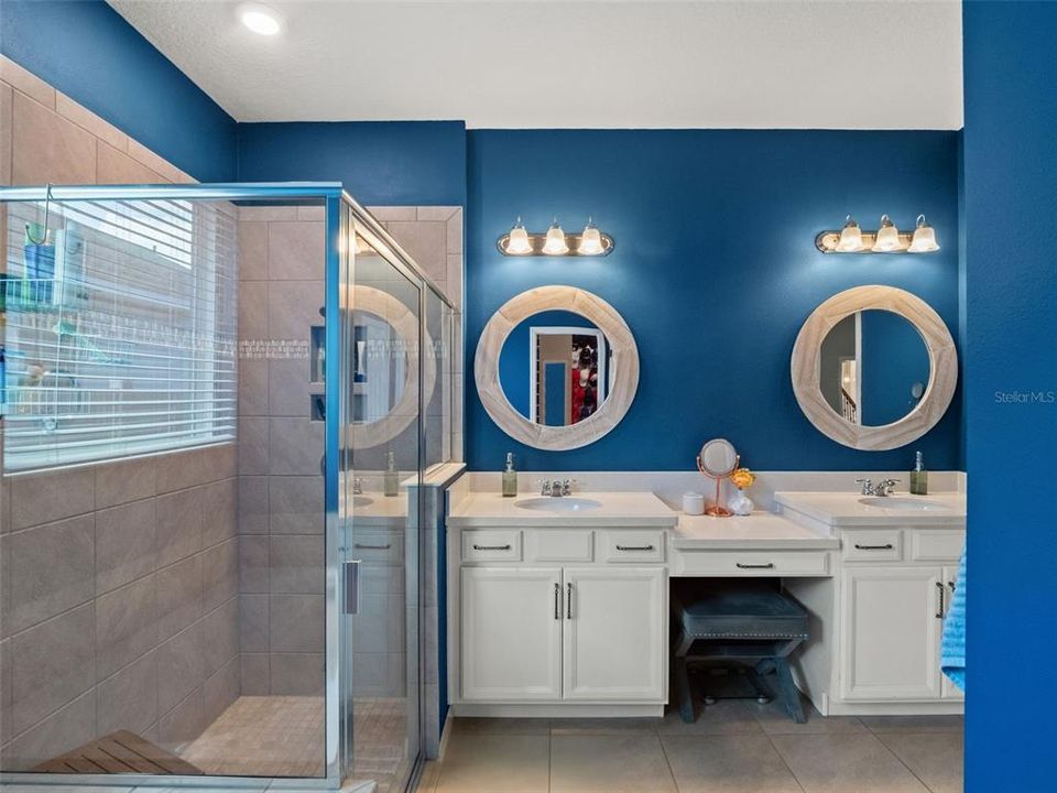 For Sale: $525,000 (4 beds, 3 baths, 2546 Square Feet)