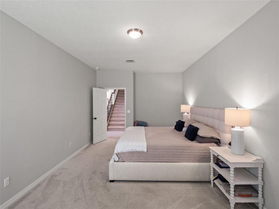 For Sale: $525,000 (4 beds, 3 baths, 2546 Square Feet)