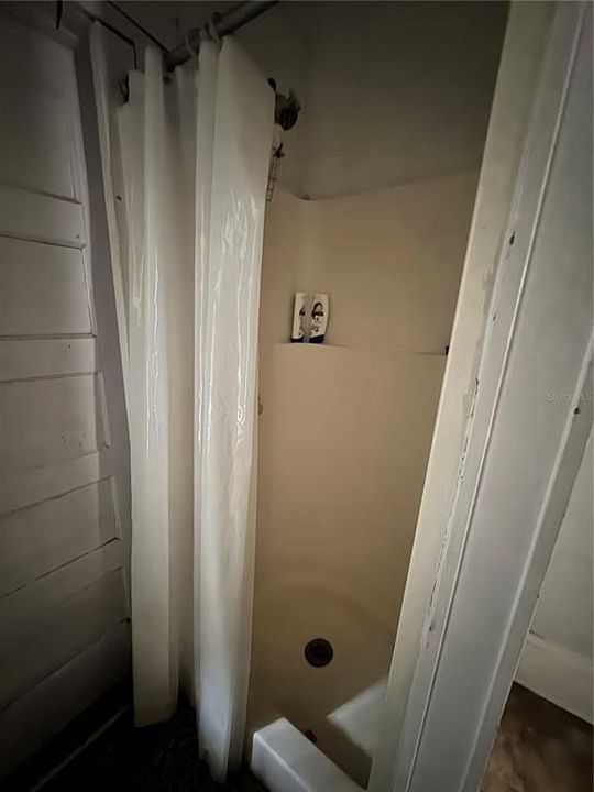 На продажу: $249,900 (3 спален, 2 ванн, 1852 Квадратных фут)